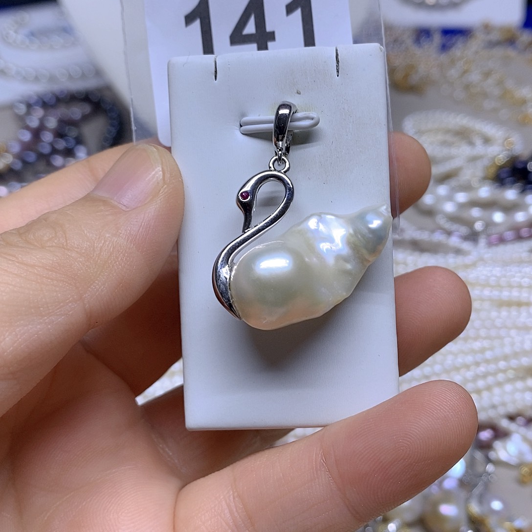 颈饰未镶嵌淡水珍珠