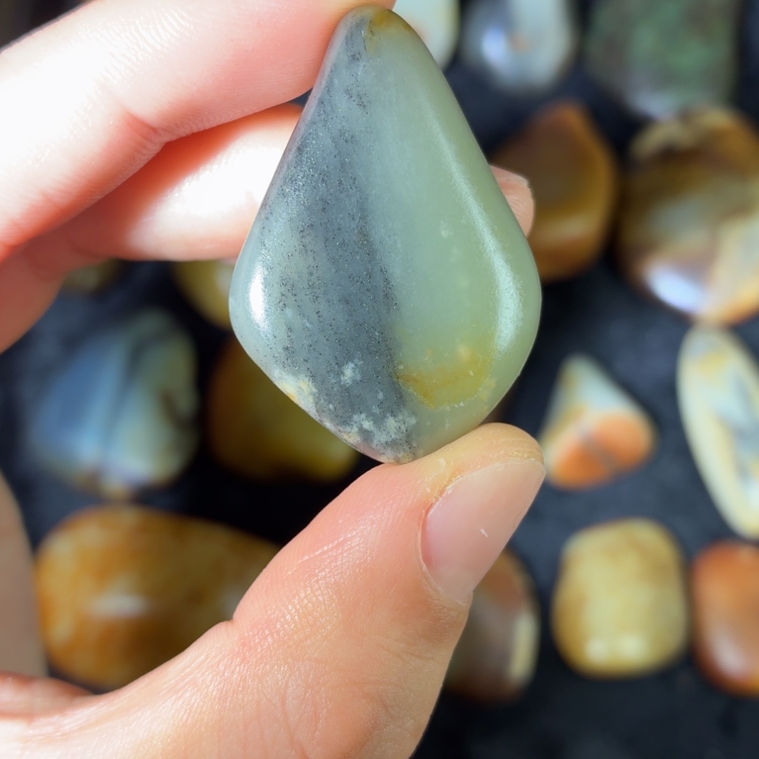 和田玉未镶嵌挂件28g