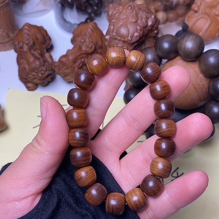 檀香木老山檀香1.0/1.1黑金老老料沉