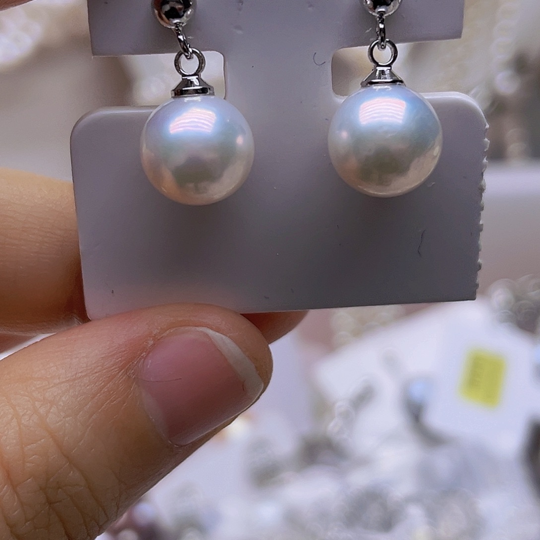 吊坠或者耳钉未镶嵌淡水珍珠