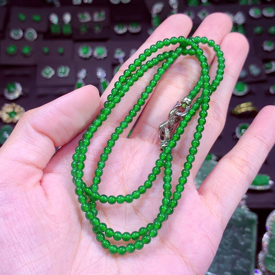 翡翠未镶嵌颈饰茹*天然