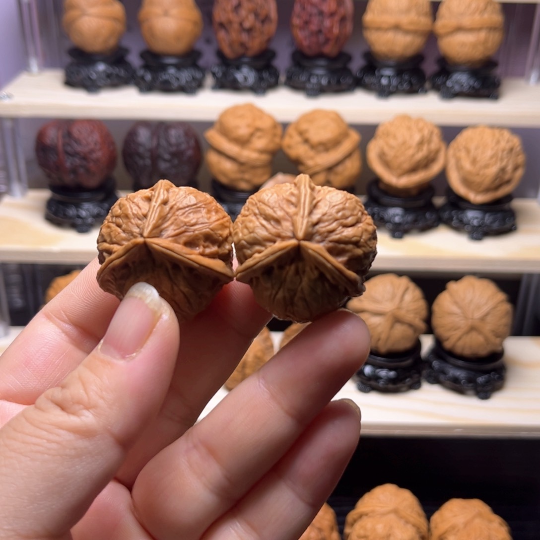 文玩核桃吊坠3w小三棱33尺