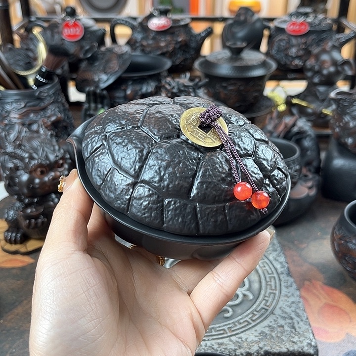 壶云南建水紫陶壶