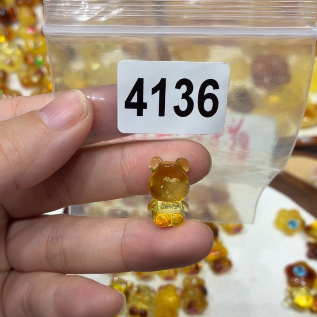 琥珀未镶嵌珠宝奇石