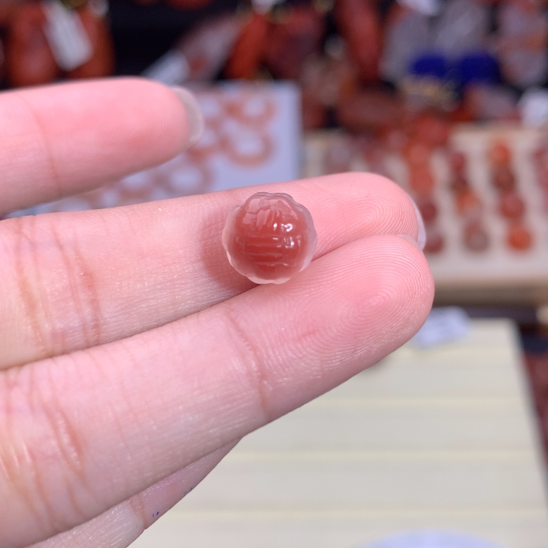 堃***龙南红玛瑙未镶嵌珠宝半成品如意珠