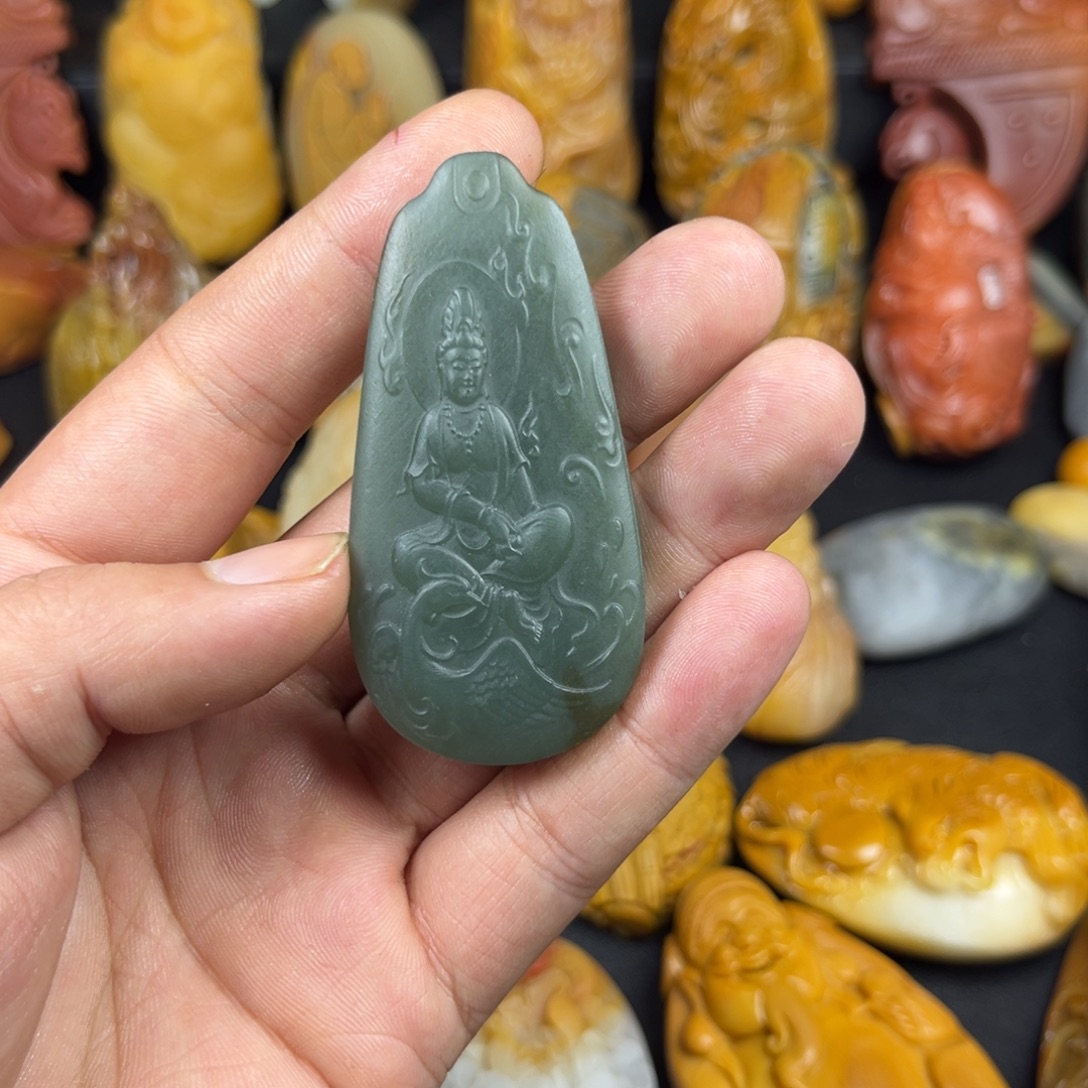 和田玉（糖玉）未镶嵌颈饰