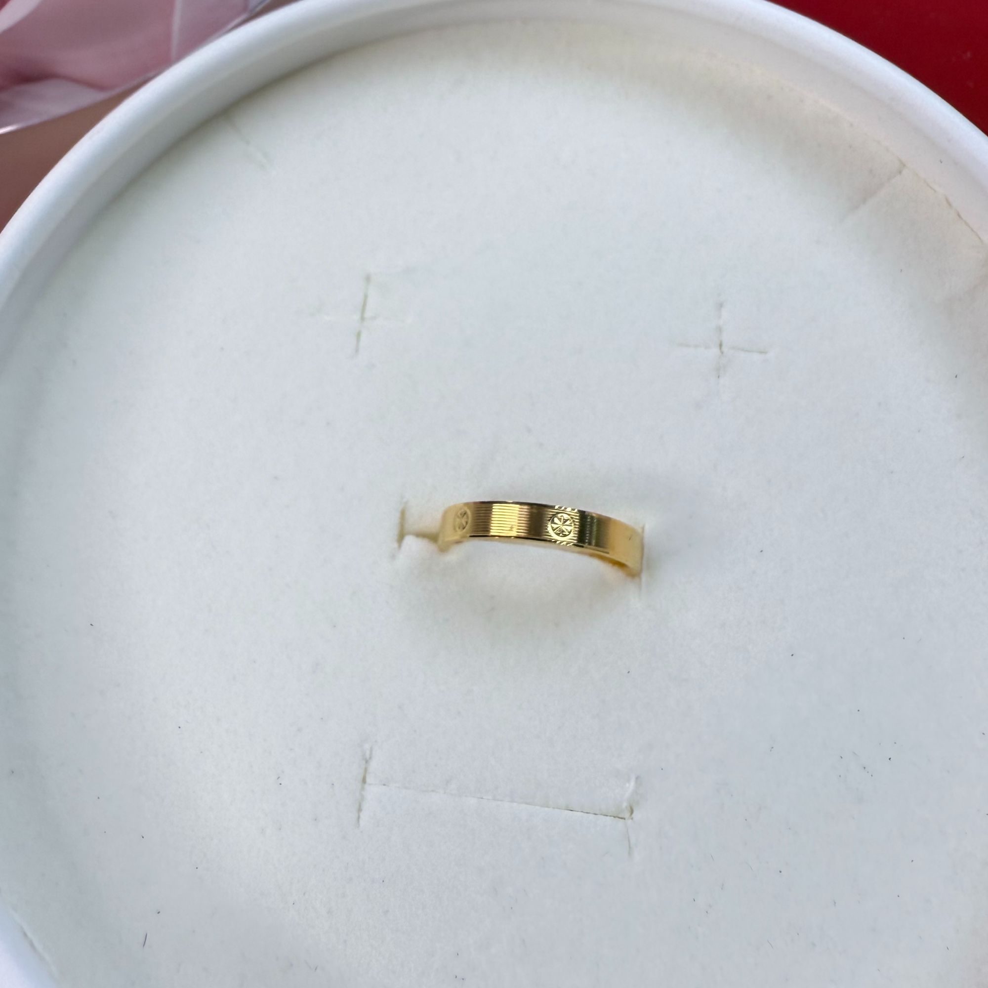 【小馨专享】足金999 车花宽版卡家米字戒指 1.44g