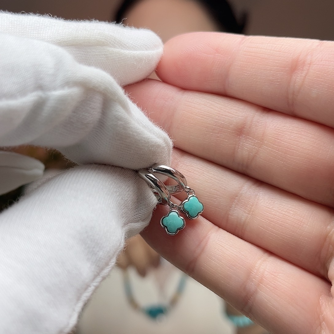 绿松石珠宝奇石银S925镶嵌