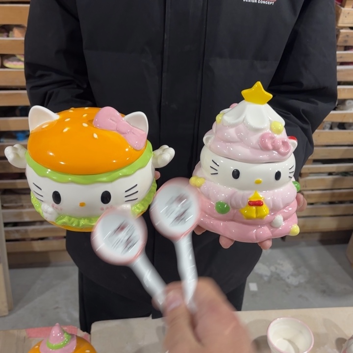 我们都是在这里等着看看去