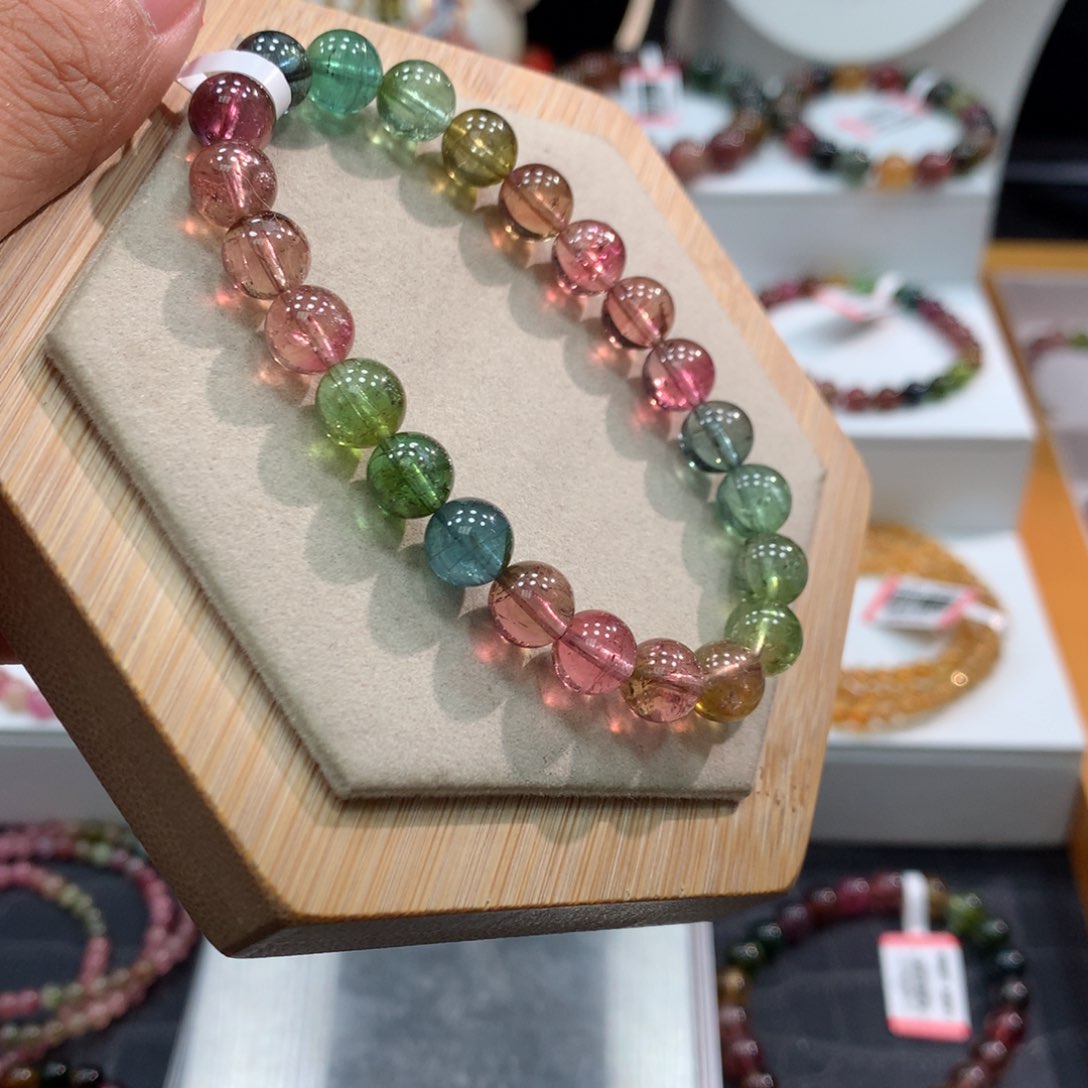 碧玺手链未镶嵌   8mm。   