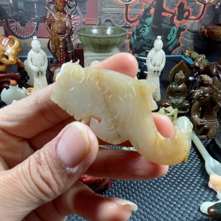 和田玉颈饰未镶嵌祥*