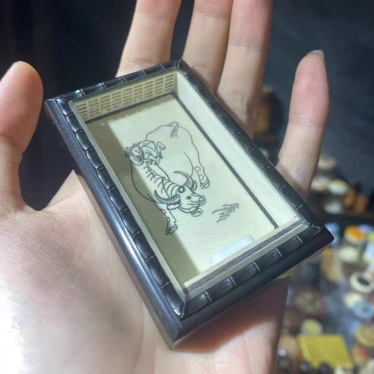 海派张圣林制作天然黑檀木单格明板镶嵌防牙雕刻黄蛉盒虫具鸣虫盒