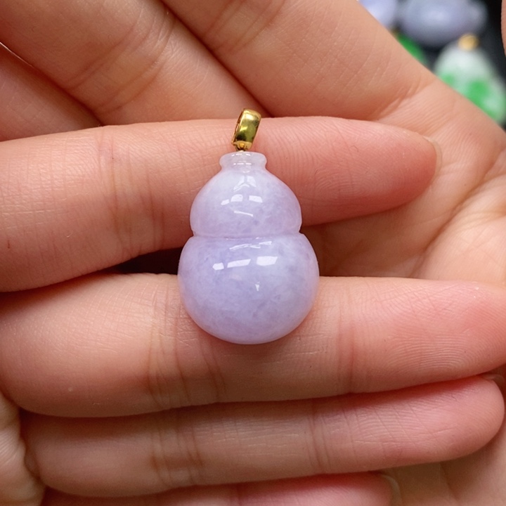 翡翠颈饰未镶嵌吊坠