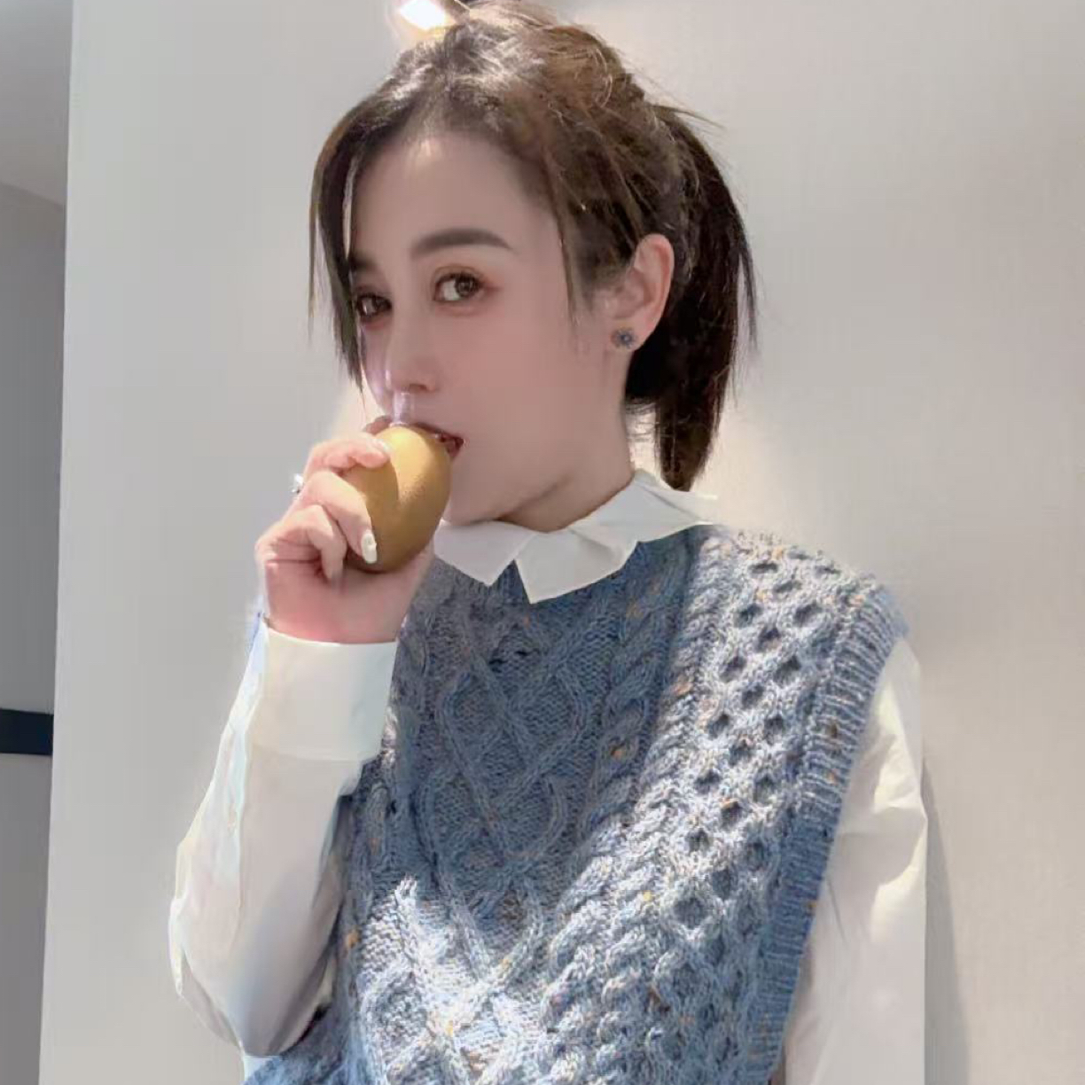 绵羊毛手工毛衣柔软不扎不易起球