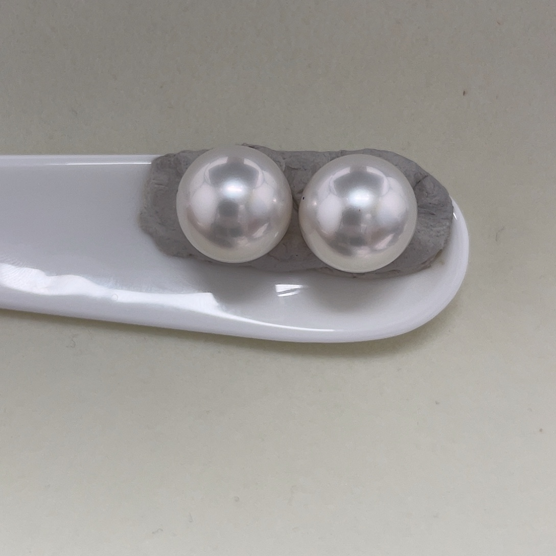 甜***子未镶嵌海水珍珠13-14澳白对珠裸珠定制不退不换