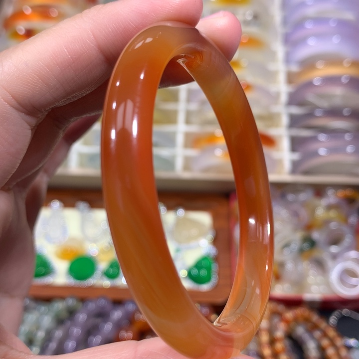 玛瑙/玉髓手镯未镶嵌