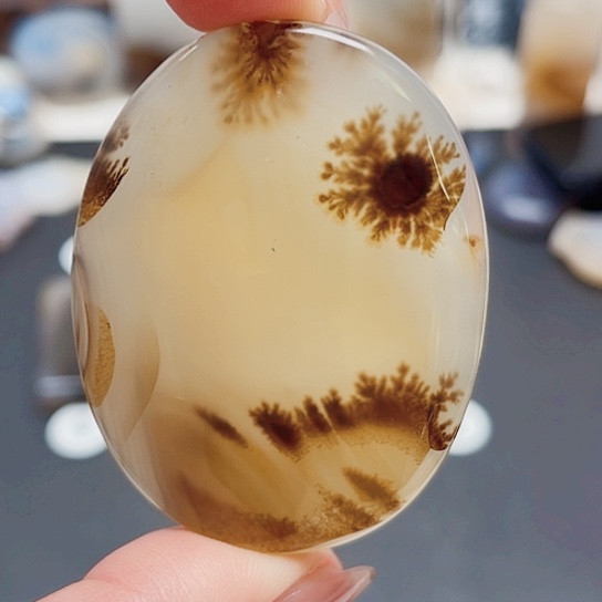 未镶嵌玛瑙/玉髓珠宝奇石