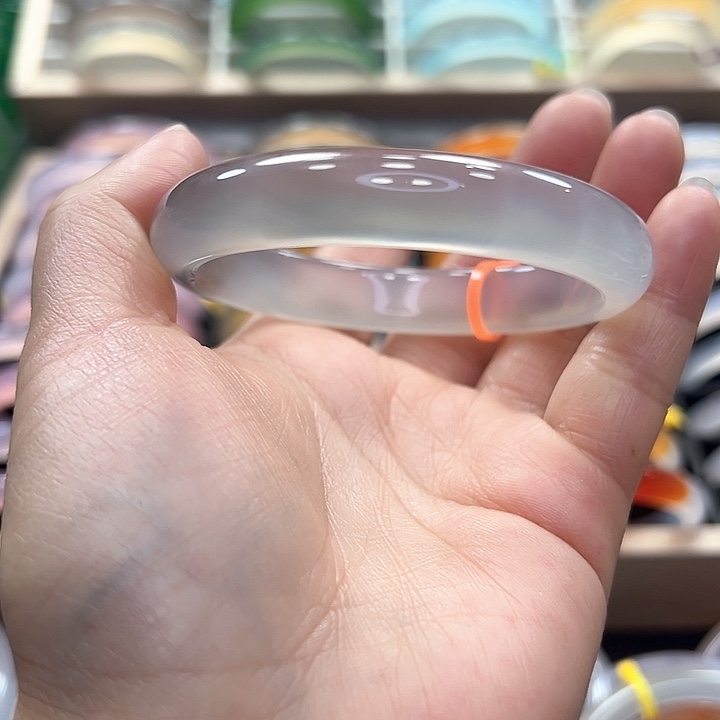 玛瑙/玉髓手镯未镶嵌A***茶