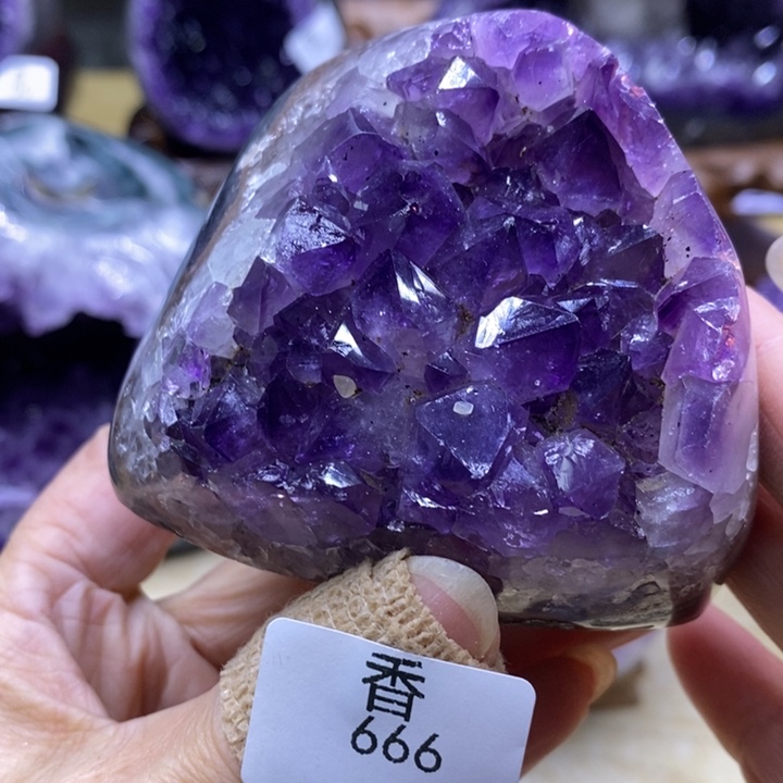 水晶大型摆件（非配饰）未镶嵌