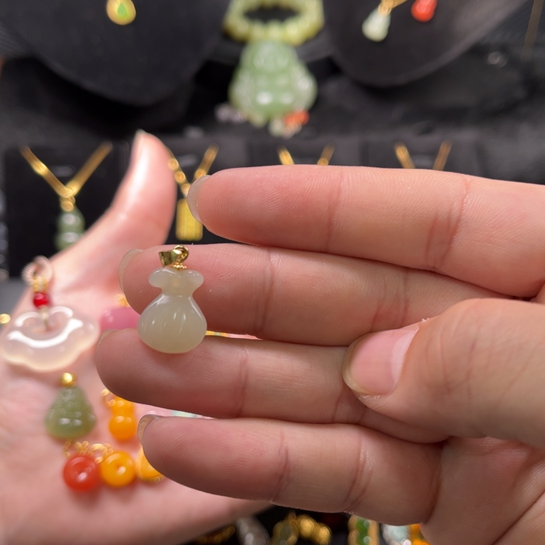 和田玉颈饰银S925镶嵌