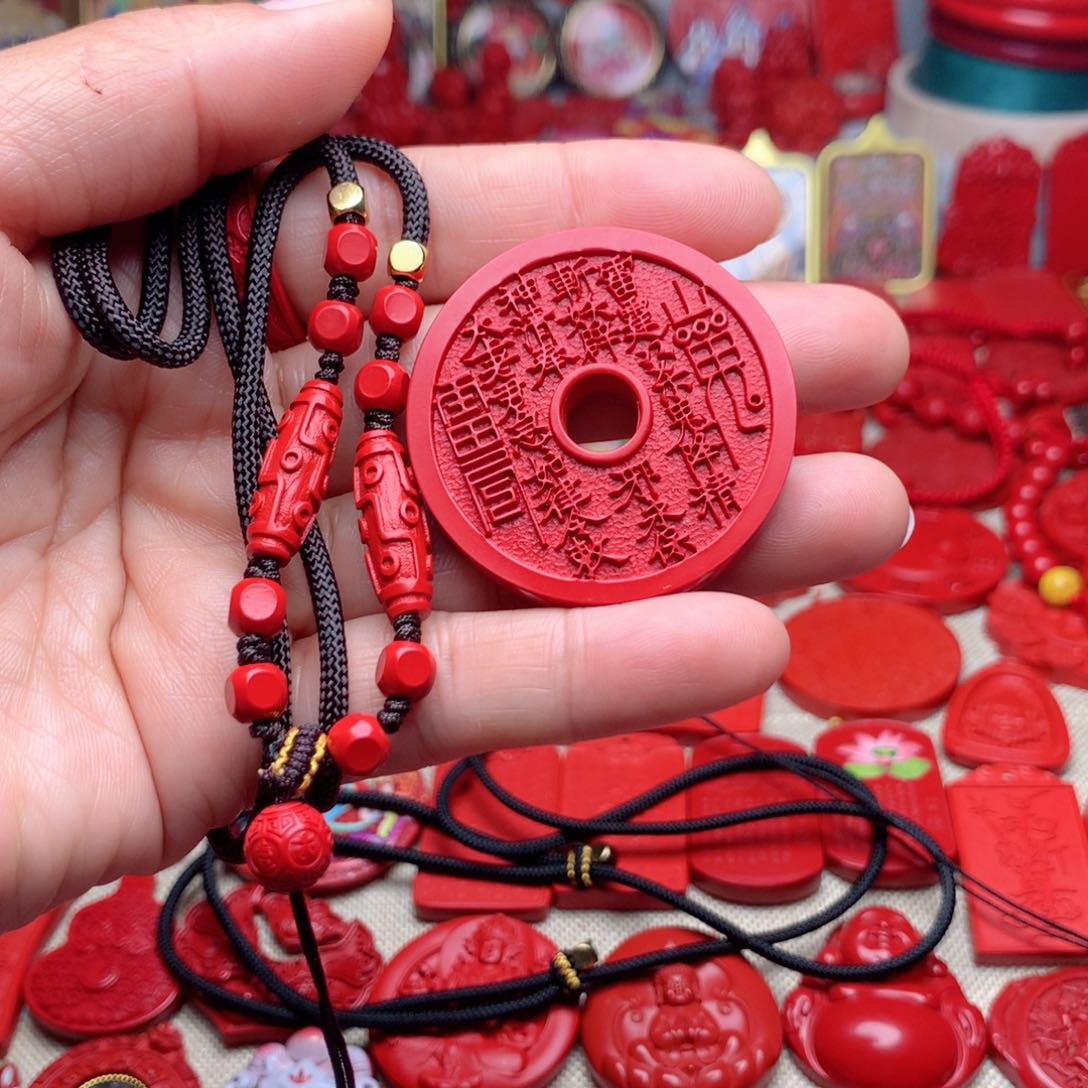 天然辰砂工艺品朱砂吊坠