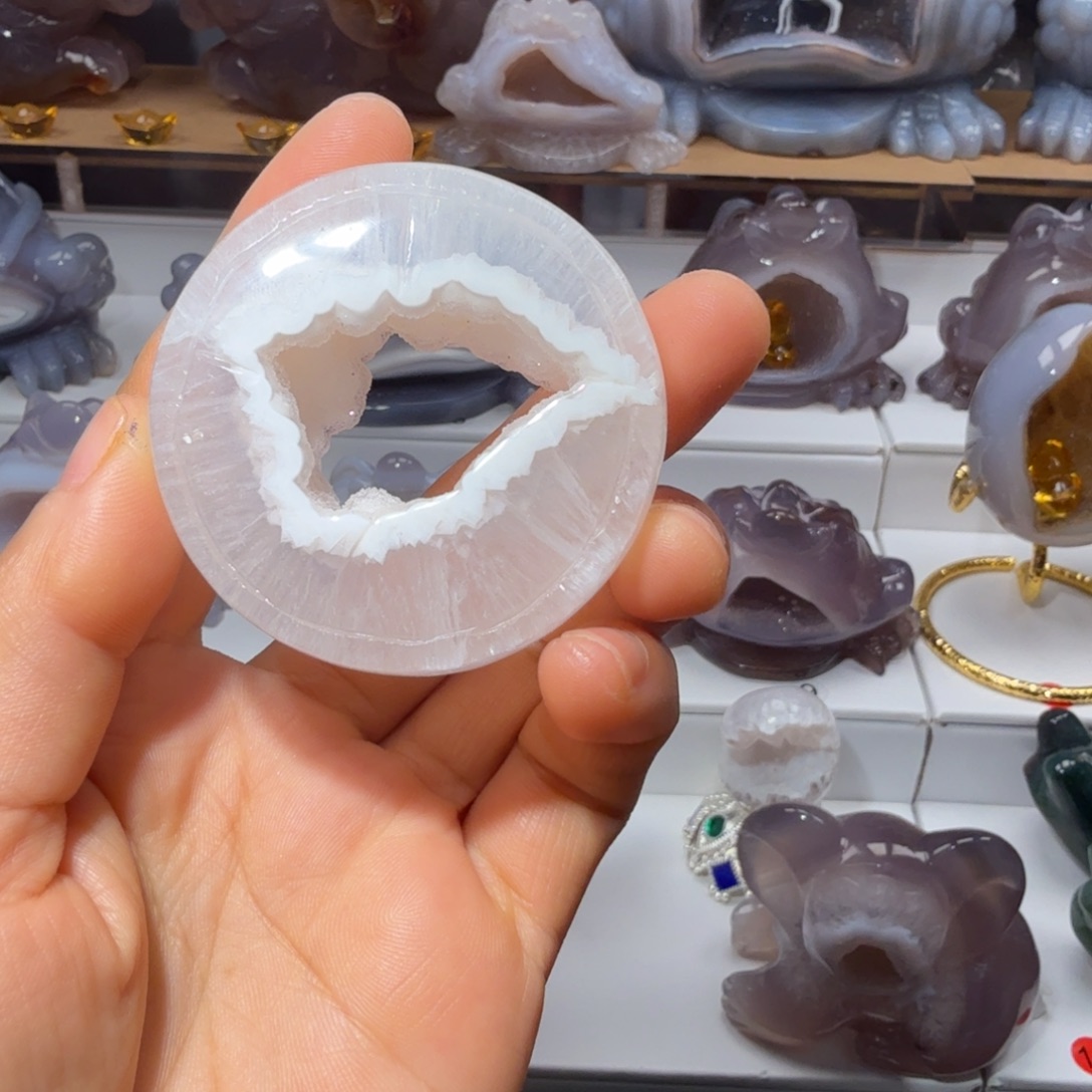 黑***8玛瑙/玉髓未镶嵌摆件