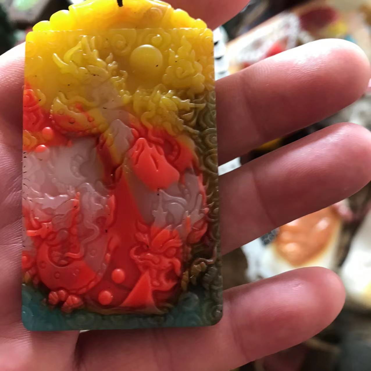 690----五彩御龙观音牌摆件藏品