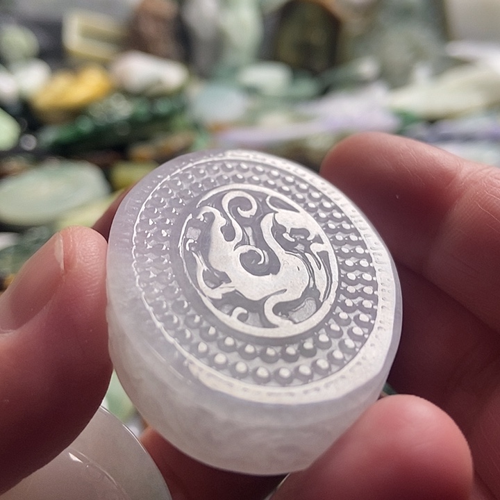 翡翠吊坠(不含链)未镶嵌鼎*堂