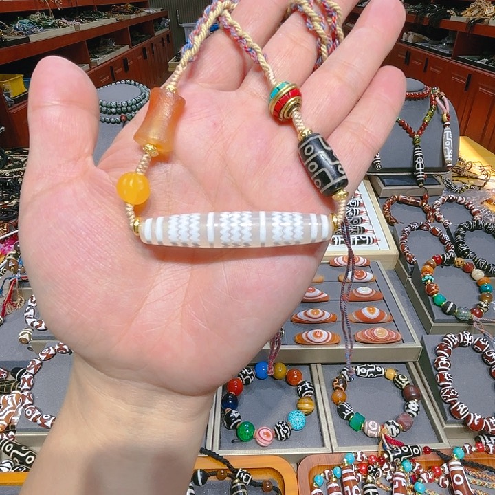 未镶嵌玛瑙/玉髓珠宝奇石