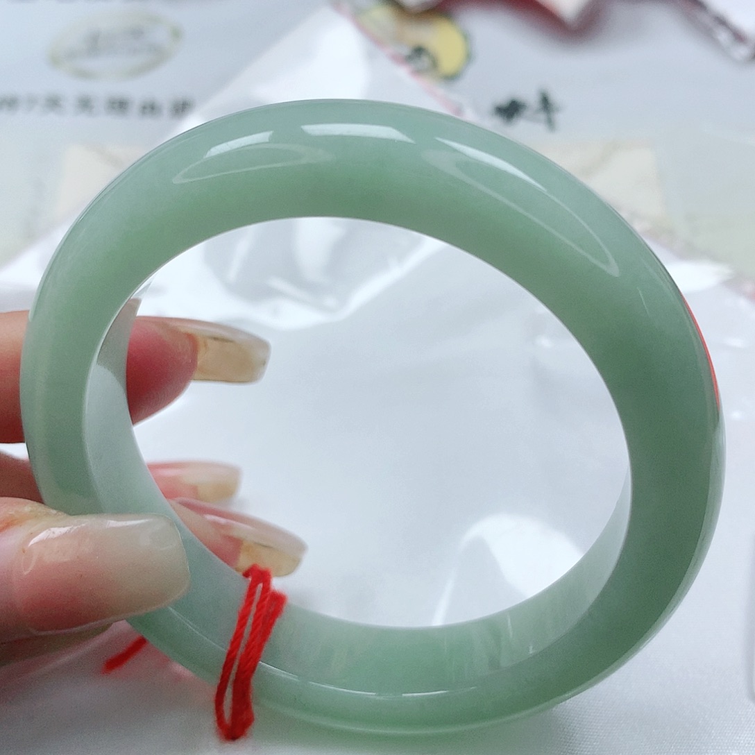 【闪购商品】翡翠手镯未镶嵌缅甸天然A货翡翠