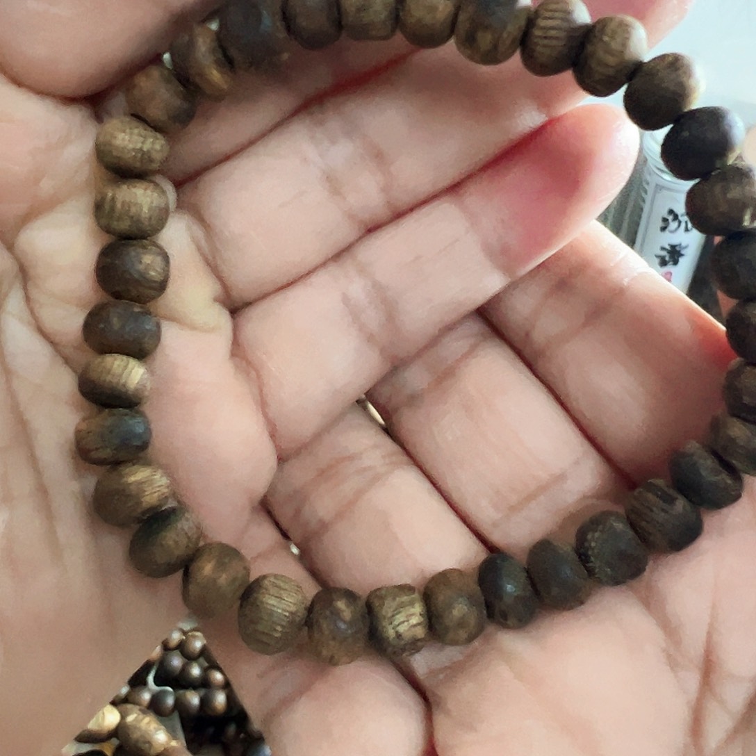 沉香沉香碎屑树丁单圈