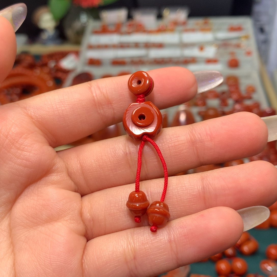 【闪购商品】南红玛瑙挂件未镶嵌