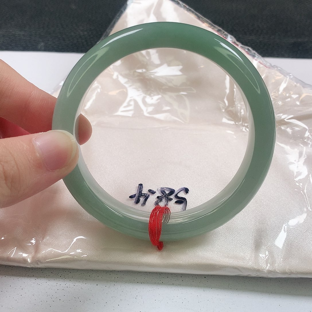 未镶嵌手镯翡翠347