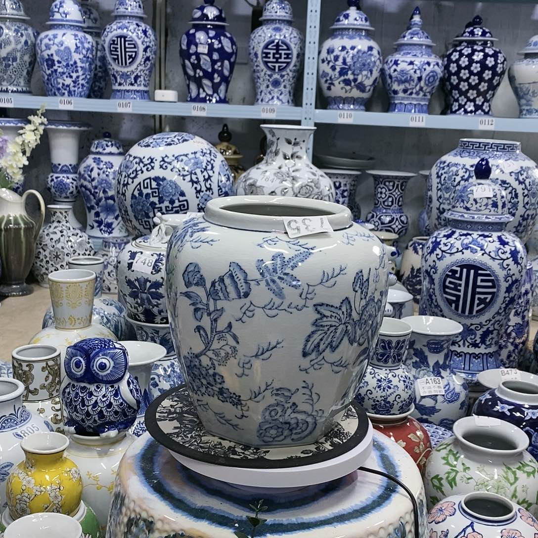 【闪购商品】摆件八角花瓶瓷器摆件………………………………