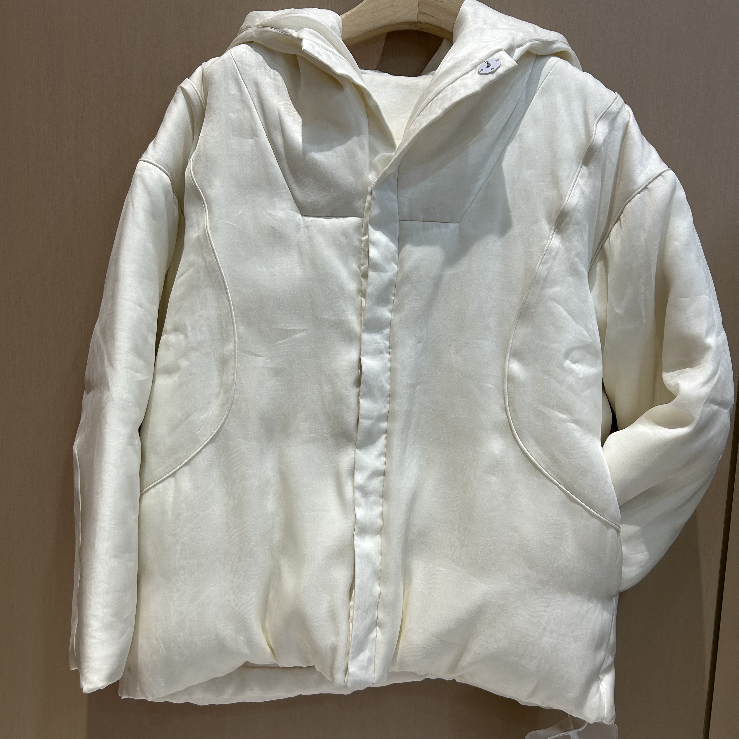 【抖音专属】连帽羽绒服（23803801-山矾）