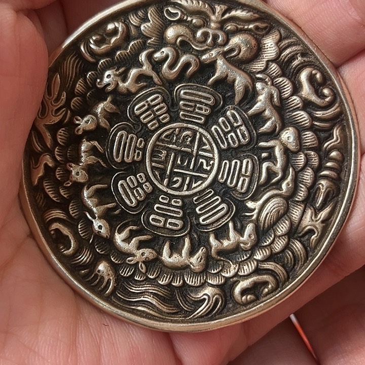 两*猫藏地朵朵，强哥精品铜九宫牌