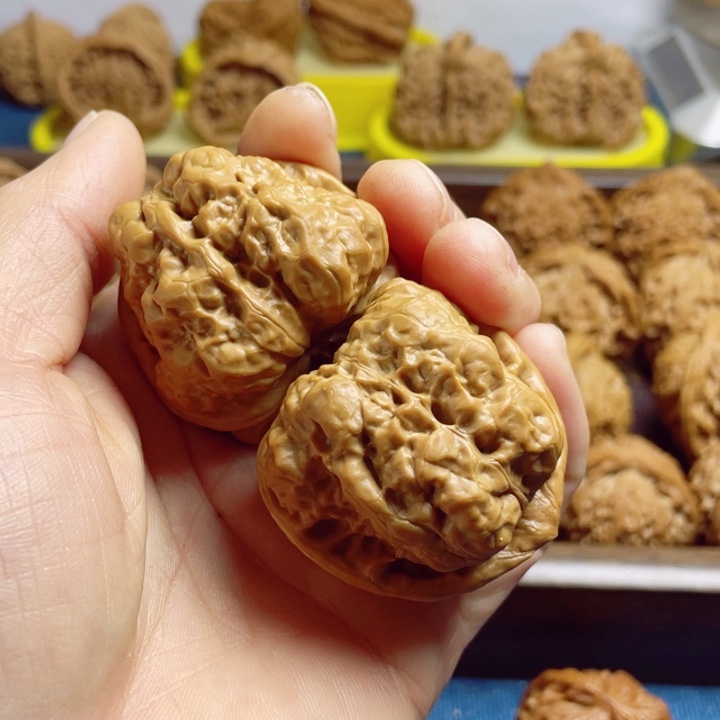 蟒***哥把件文玩核桃蛤蟆头