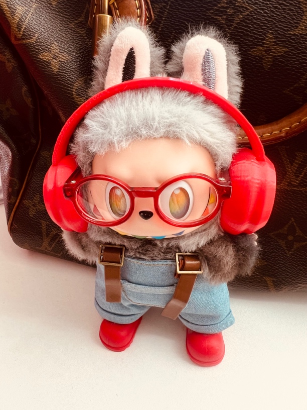 Labubu 帅气娃衣背带套装衣服耳机鞋搪胶挂件