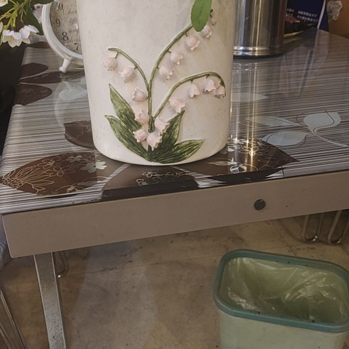 南****孤品花盆树脂陶瓷