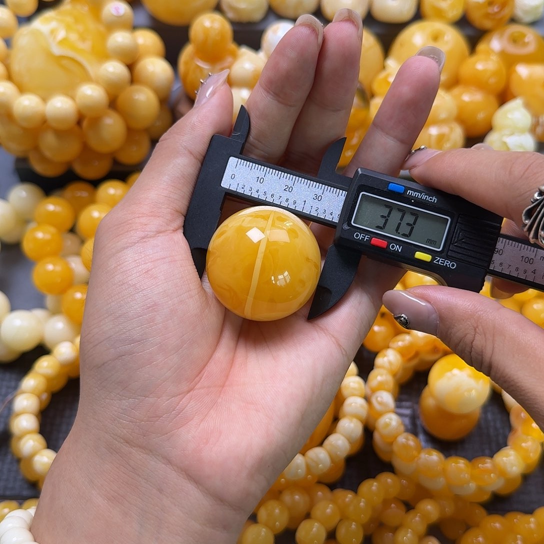 未镶嵌蜜蜡珠宝奇石