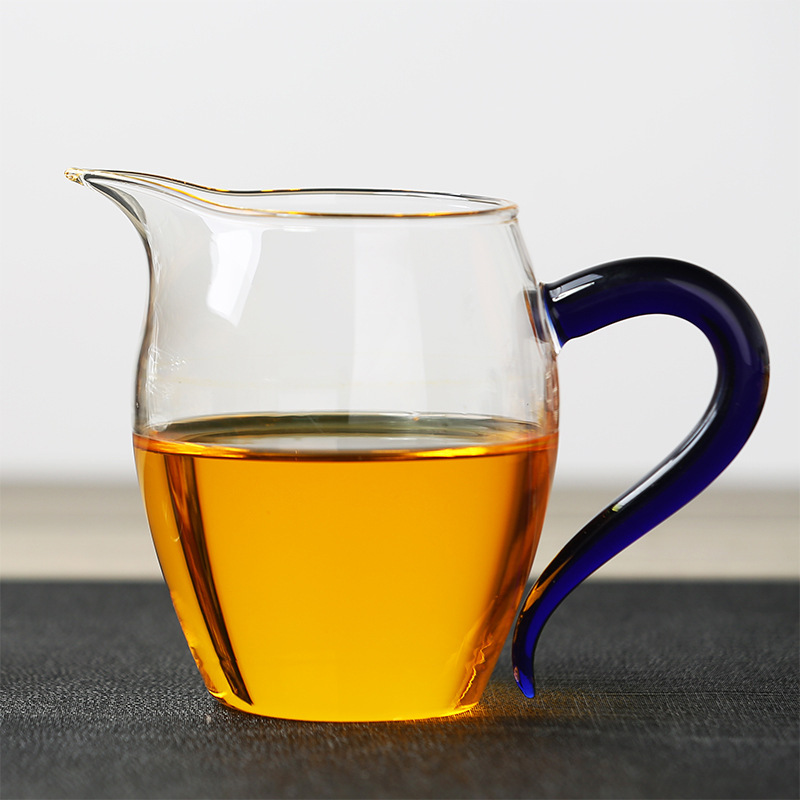厂家批发手工加厚玻璃公道杯功夫茶茶海玲珑公道杯分茶器茶道配件