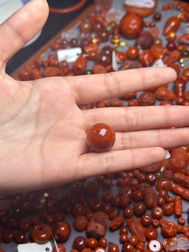 天然川料南红精品配饰