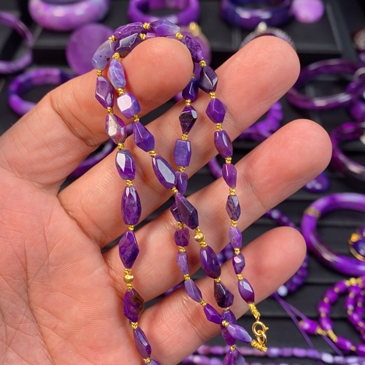 苏纪石（舒俱来）项链18K金镶嵌