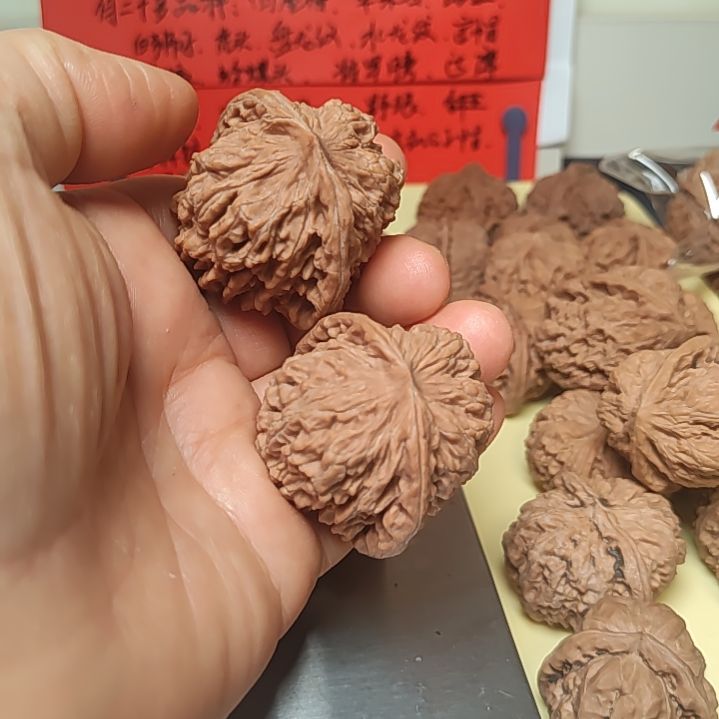 文玩核桃把件放福利，原价218的全品无药无修无夹板的四座楼