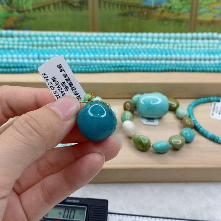 绿松石未镶嵌珠宝奇石