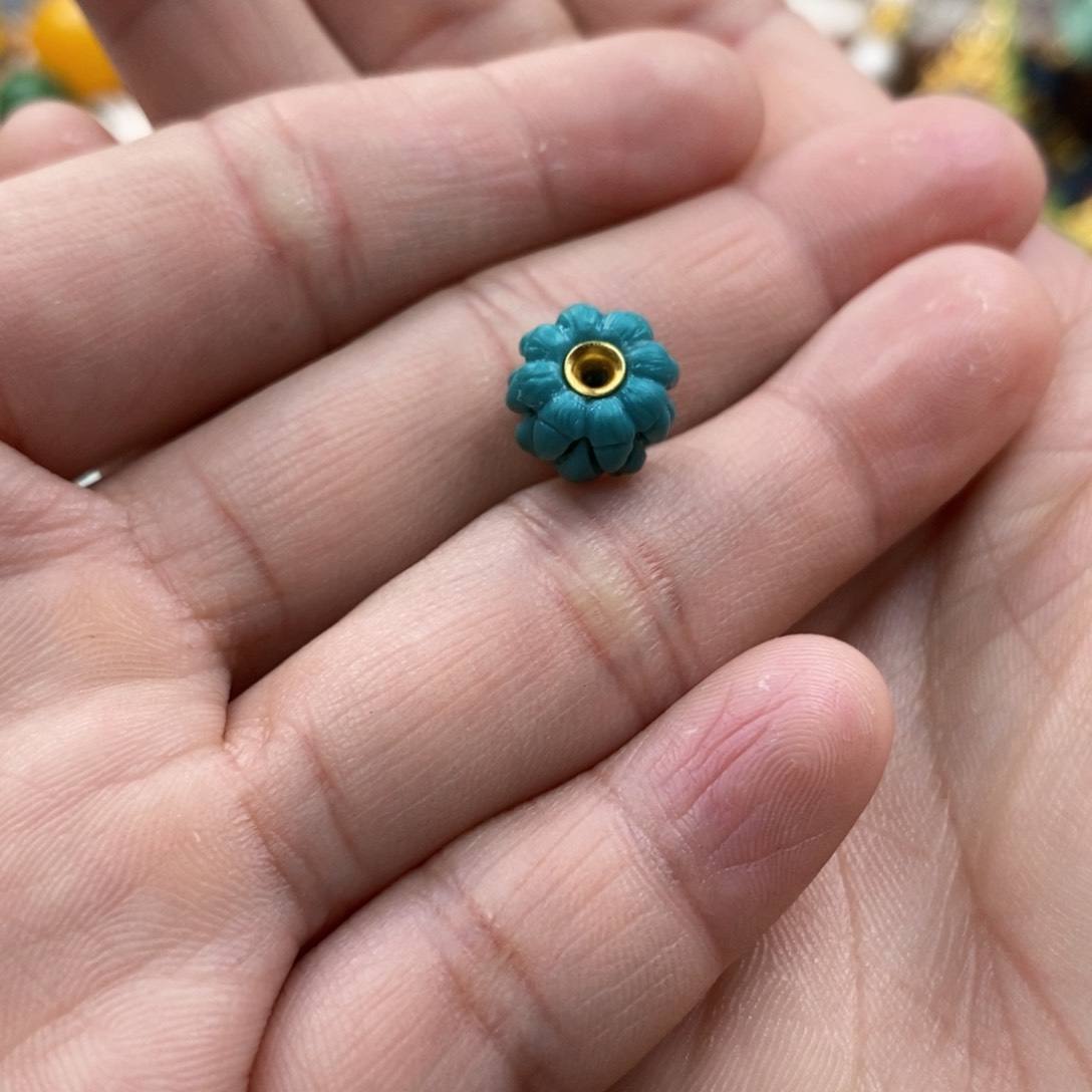 绿松石绿吞噬未镶嵌