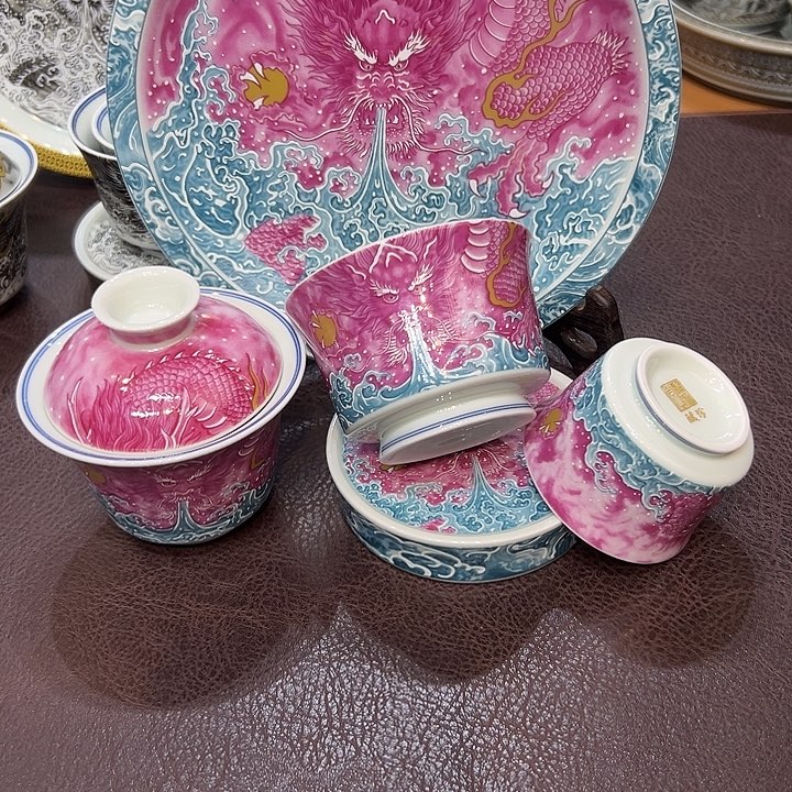 摆件景德镇陶瓷研究所工作多年在