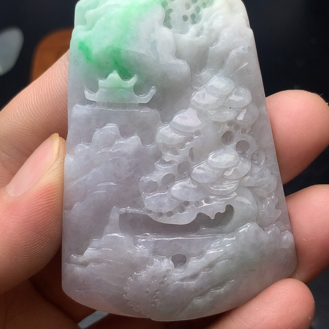 翡翠未镶嵌颈饰翡翠首饰和翡翠珠宝