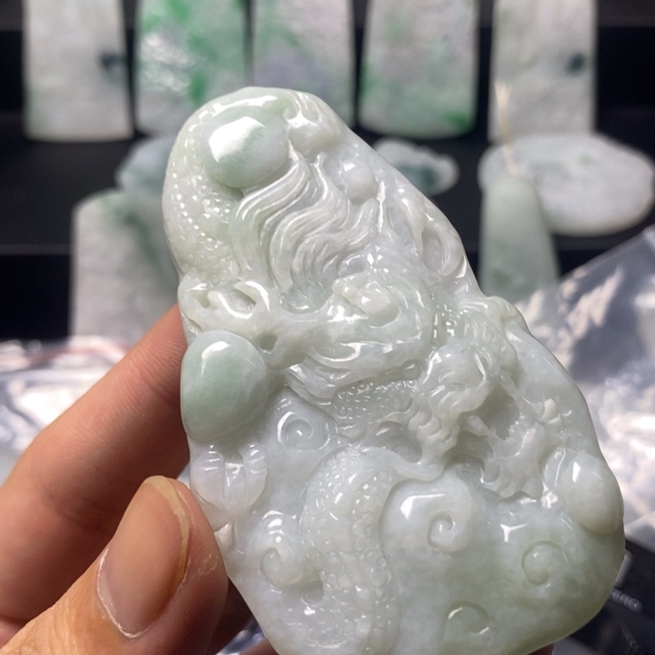 颈饰未镶嵌翡翠天然翡翠A货