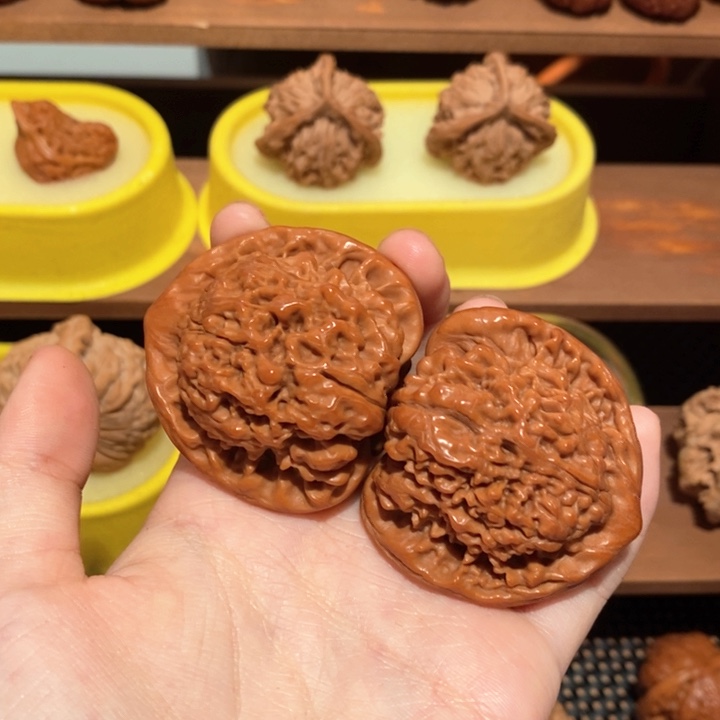 文玩核桃吊坠官帽